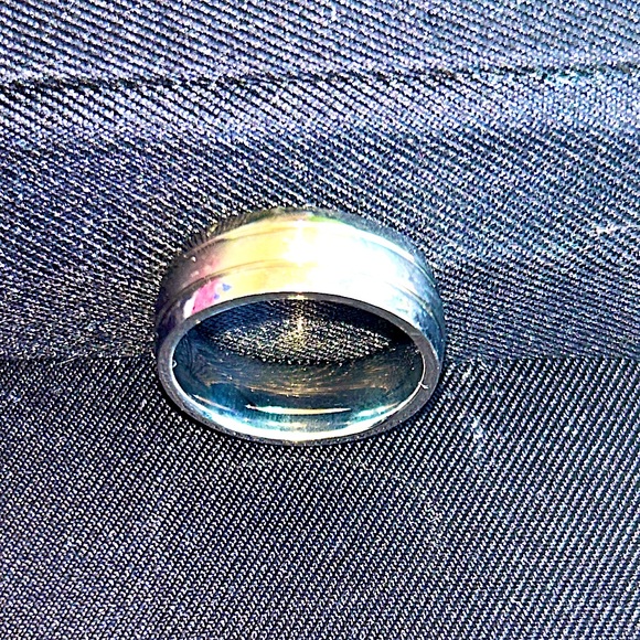 Titanium Unisex Silver Ring Size 9 - Picture 9 of 9